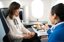 荷航為上海航線環(huán)宇商務艙推出 anytime for you 餐飲服務