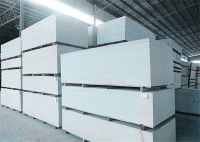 鉛玻璃在醫療輻射防護中的關鍵作用與選購指南